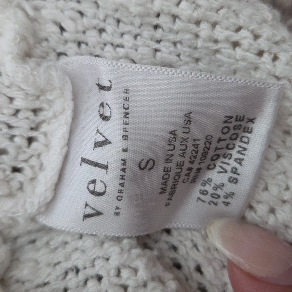 Velvet by Graham & Spencer White Knit Top - Picture 5 of 5